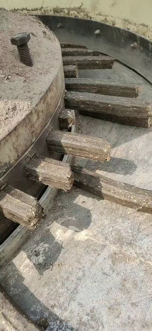 生物質(zhì)燃料壓塊