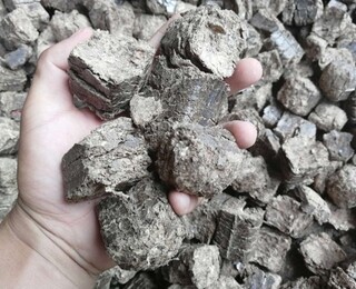 山東煙臺生物質秸稈壓塊燃料 綠色能源的可持續發展之路